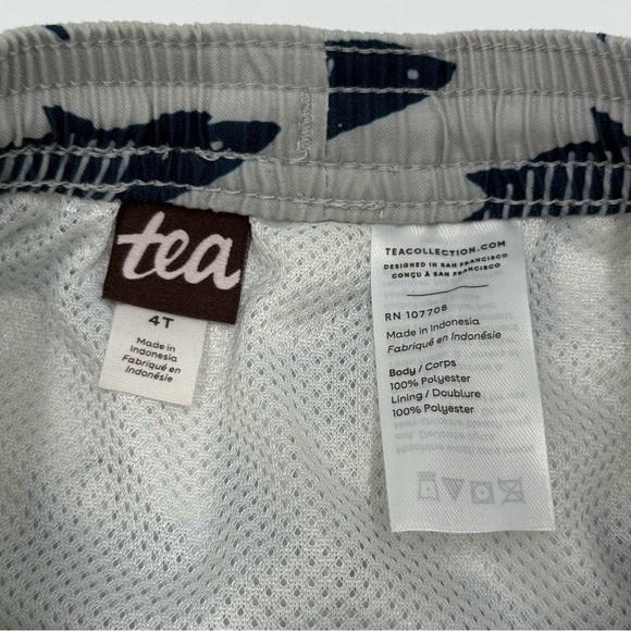 Tea Collection Toddler Boys Shark Print Swim Trunks Shorts 4T Grey Black Yellow - Picture 4 of 7